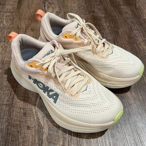 Hoka Women's Bondi 8 Sneakers - Cream/Vanilla- Like New